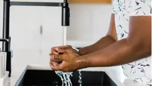 are black kitchen sinks a good idea